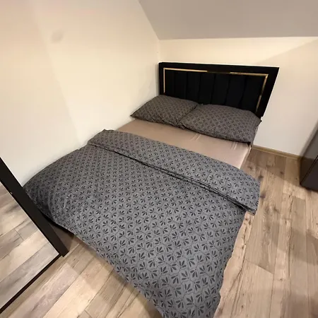 Mia 5 Lägenhet *